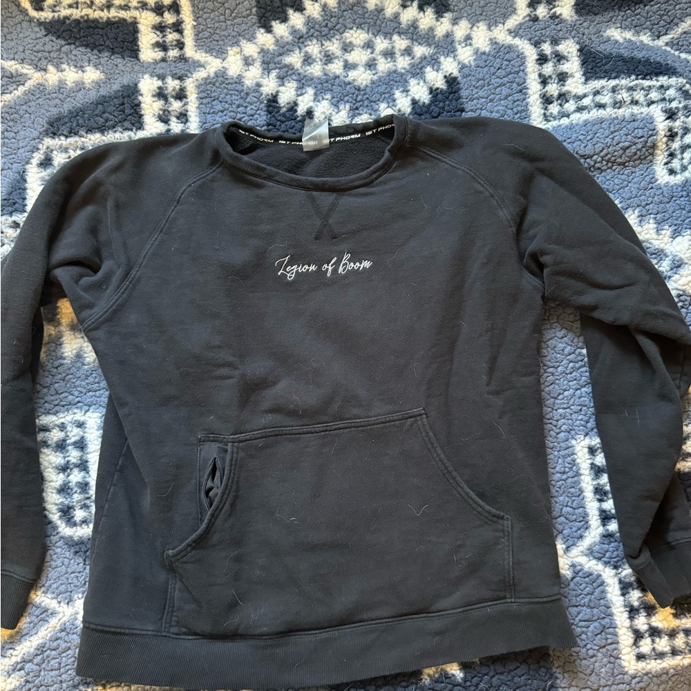 1st Phorm sweater